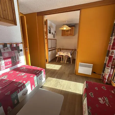 Chaleureux Au Pied Des Pistes, Proche Commerces, 4 Personnes - Fr-1-356-312 아파트